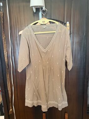 Garnet Hill Taupe V-Neck Top with White Embroidery Accents